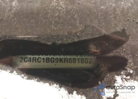 2019 Chrysler Pacifica Touring L z USA, uszkodzony, nr VIN 2C4RC1BG9KR681802